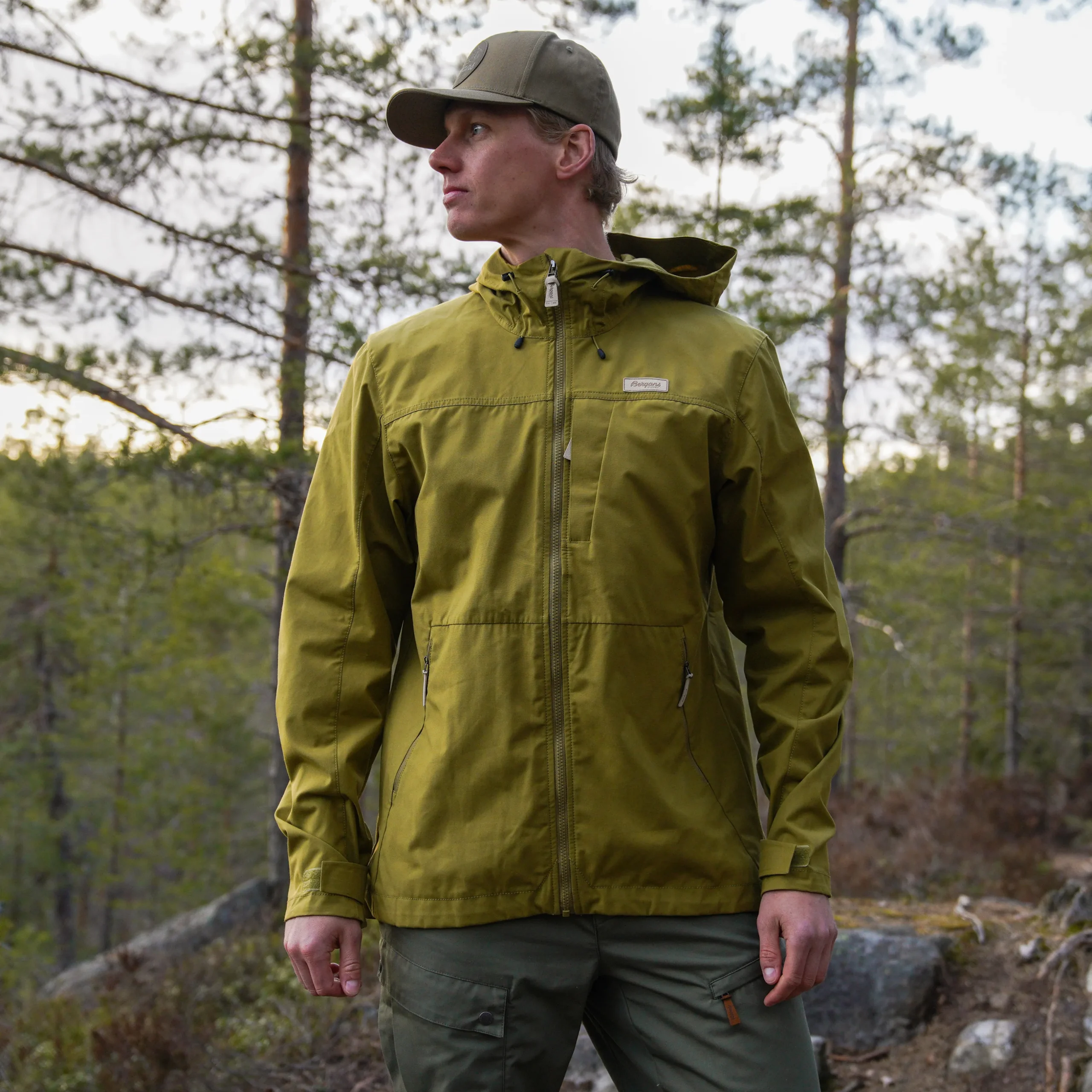 Nordmarka Leaf Light Wind Jacket Men - Bergans