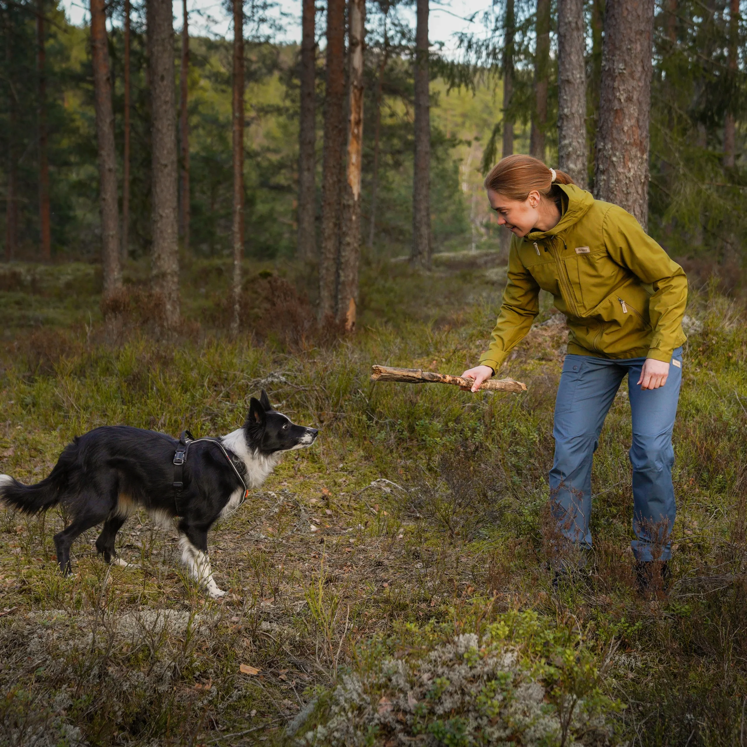 Nordmarka Leaf Light Wind Jacket Women - Bergans