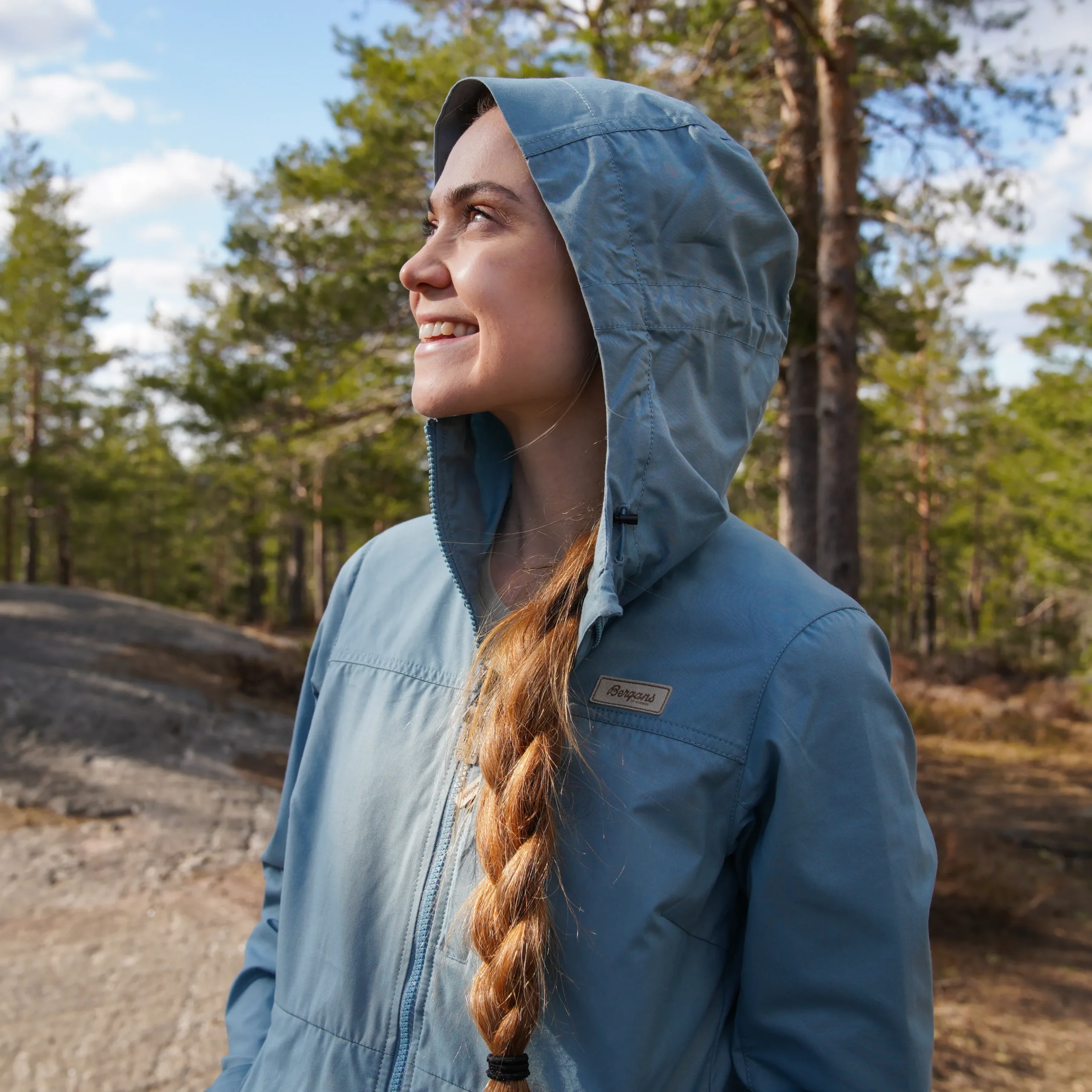 Nordmarka Leaf Light Wind Jacket Women - Bergans