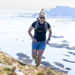 Y LightLine Vapor V2 Shorts Women - Bergans
