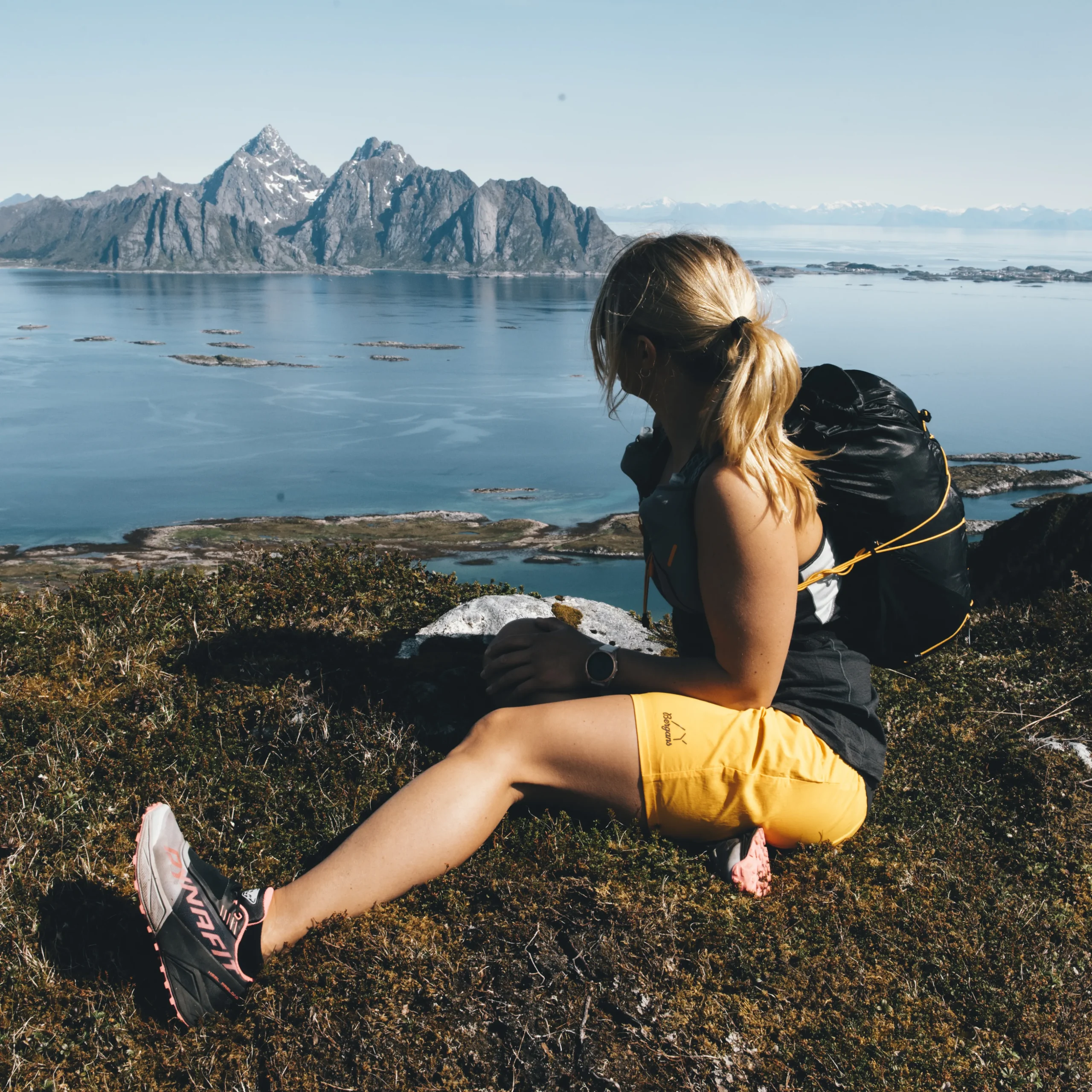 Y LightLine Vapor V2 Shorts Women - Bergans