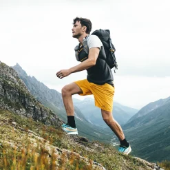 Y LightLine Vapor V2 Shorts Men - Bergans