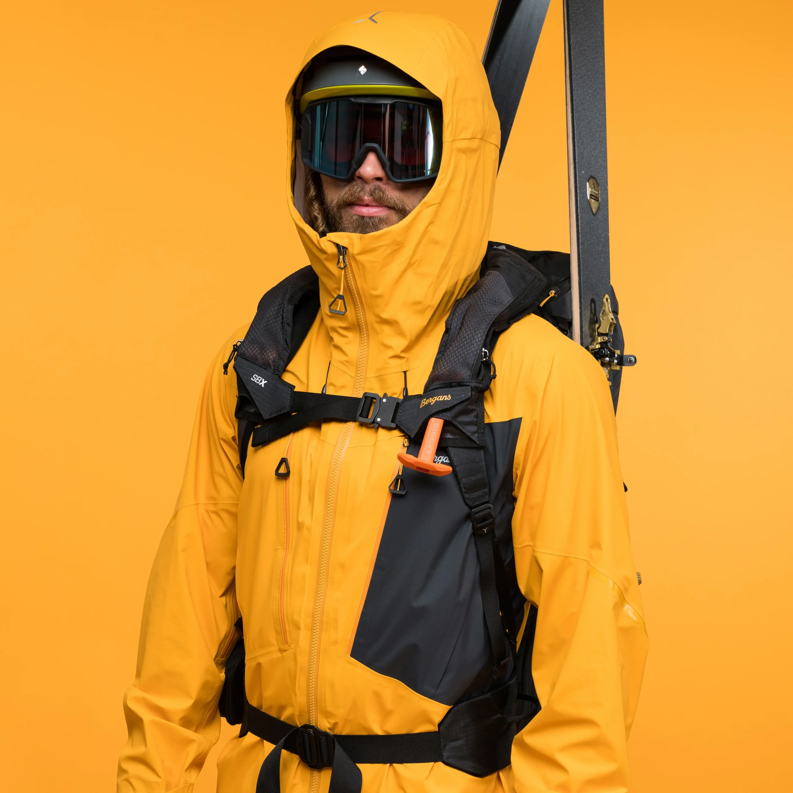 Y MountainLine 40 Daypack M/L W/Safeback - Bergans