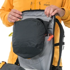 Y MountainLine 40 Daypack S/M - Bergans